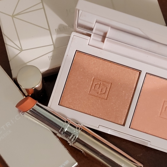 New Noevir Natural Lipstick/Jouer Blush - Picture 6 of 12